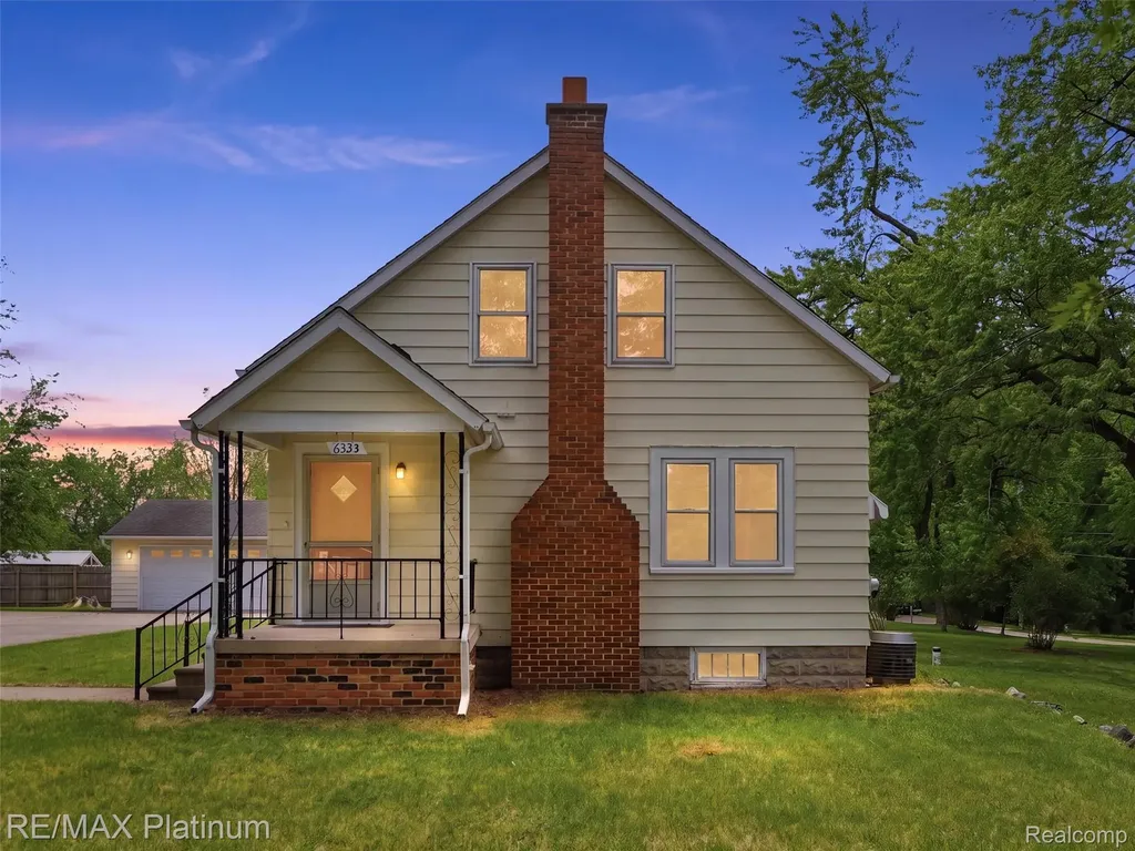 6335 Silver Lake Road Fenton Charter Township MI 48451