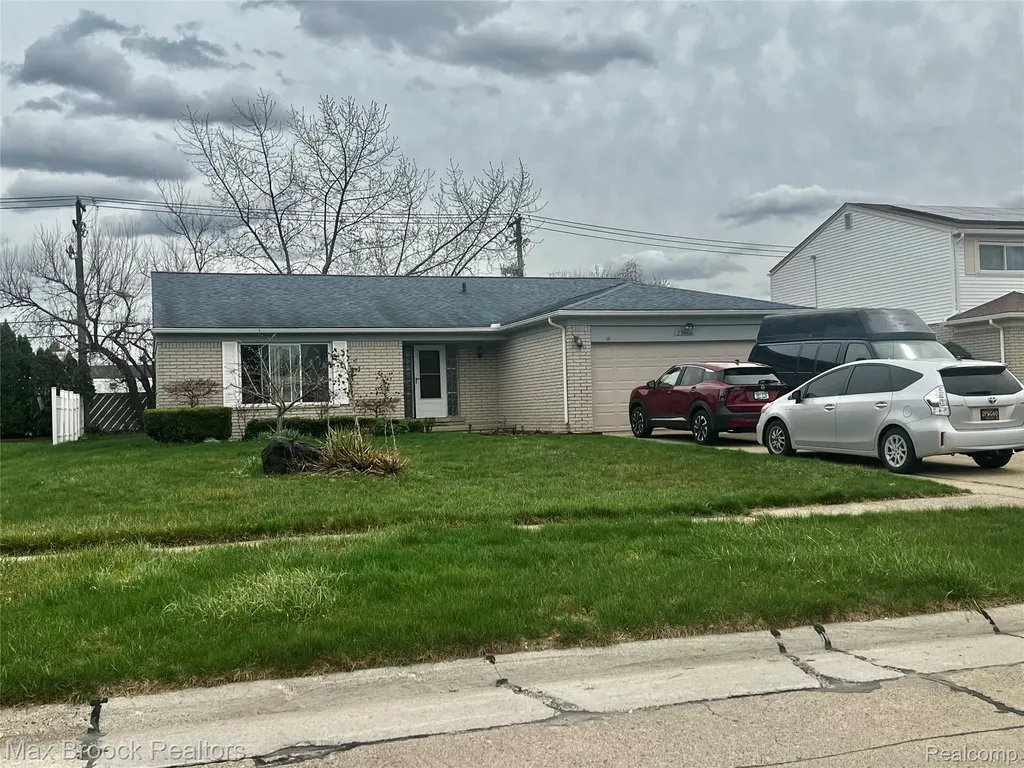 23866 Merrill Avenue Southfield City MI 48075