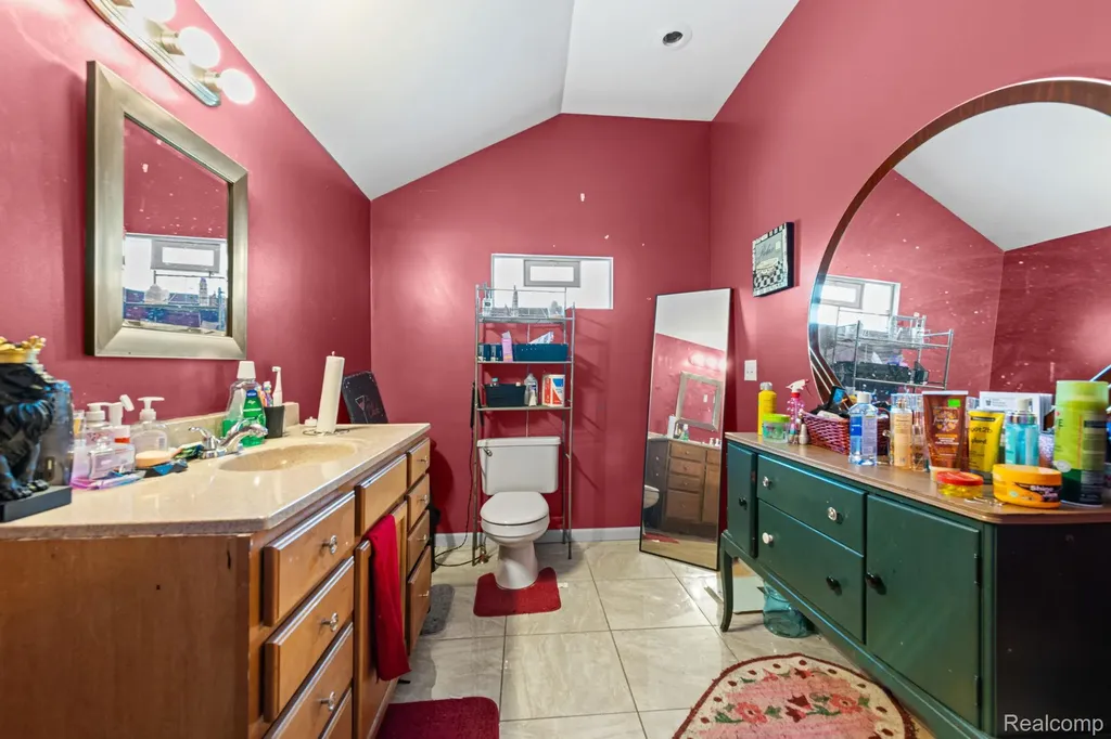 1127 Detroit Avenue Lincoln Park City MI 48146