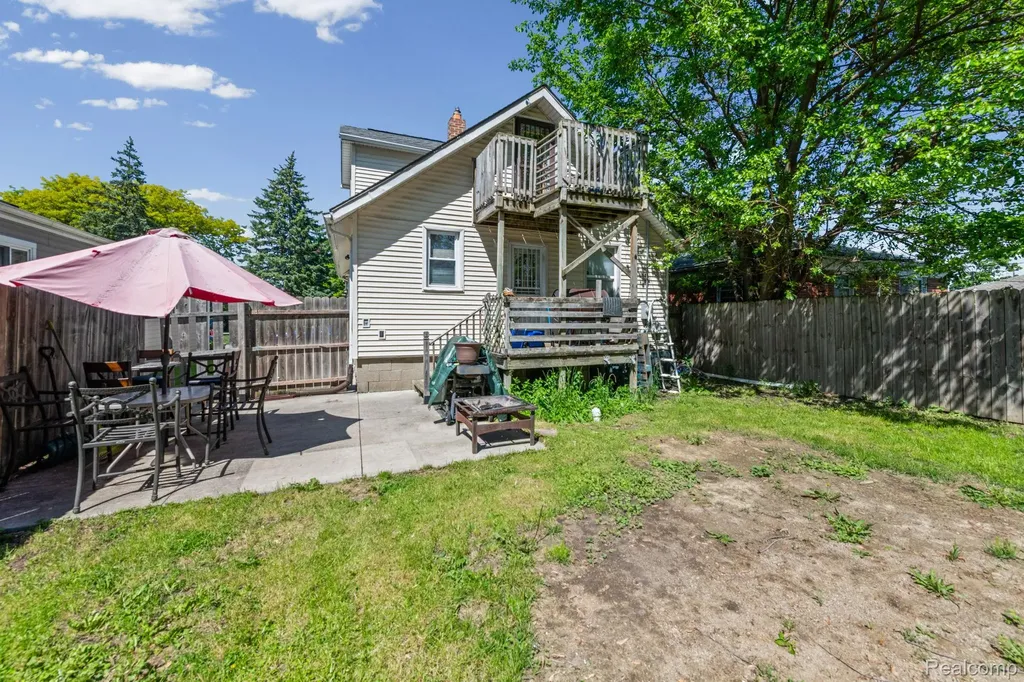 1127 Detroit Avenue Lincoln Park City MI 48146
