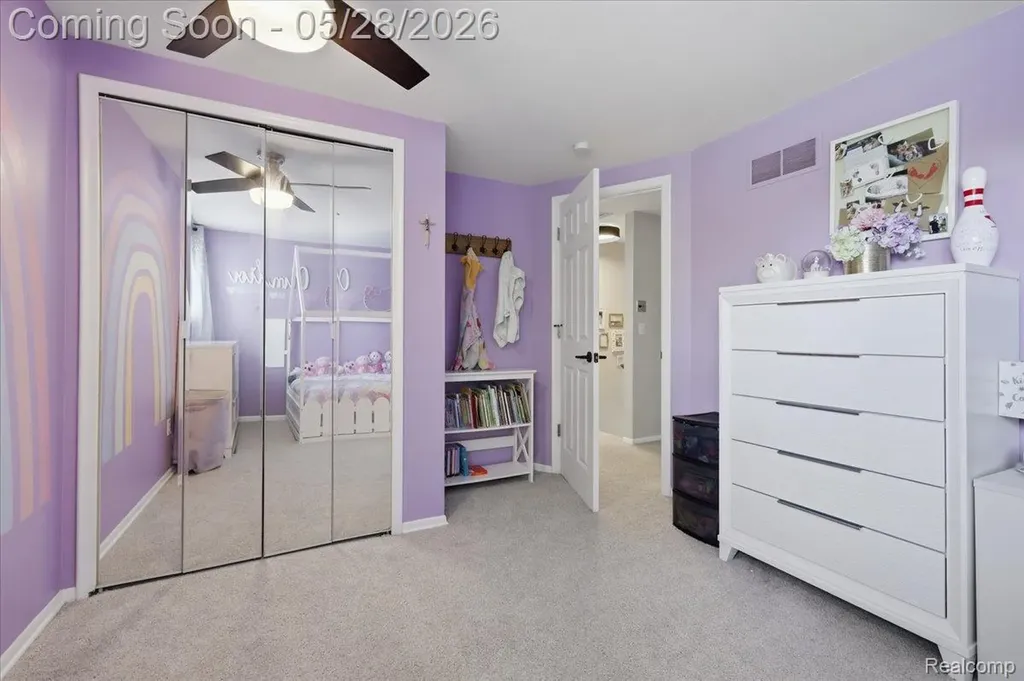 52448 Belle Arbor Shelby Charter Township MI 48316