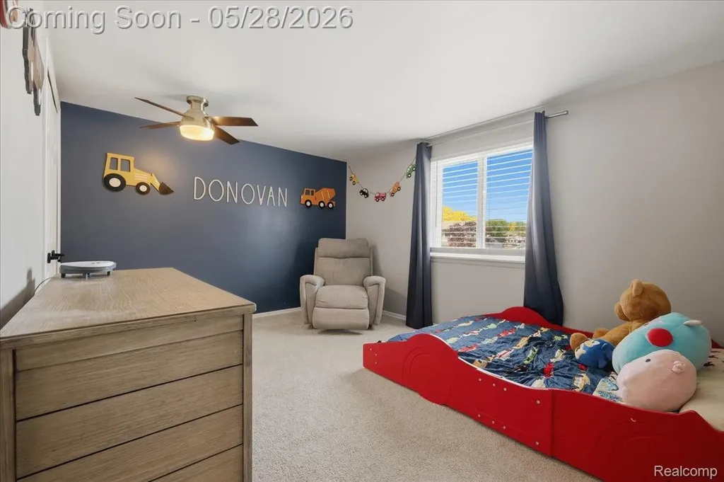 52448 Belle Arbor Shelby Charter Township MI 48316