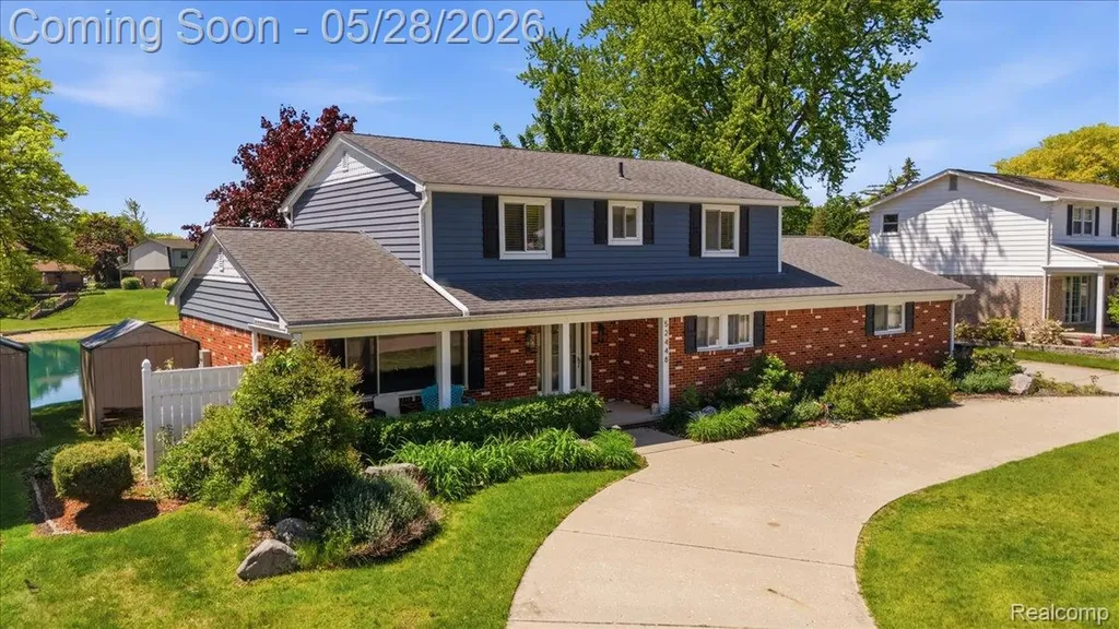52448 Belle Arbor Shelby Charter Township MI 48316