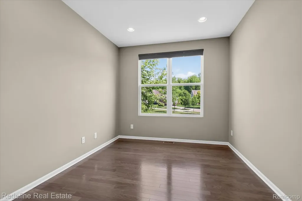 49916 Alden Canton Charter Township MI 48188