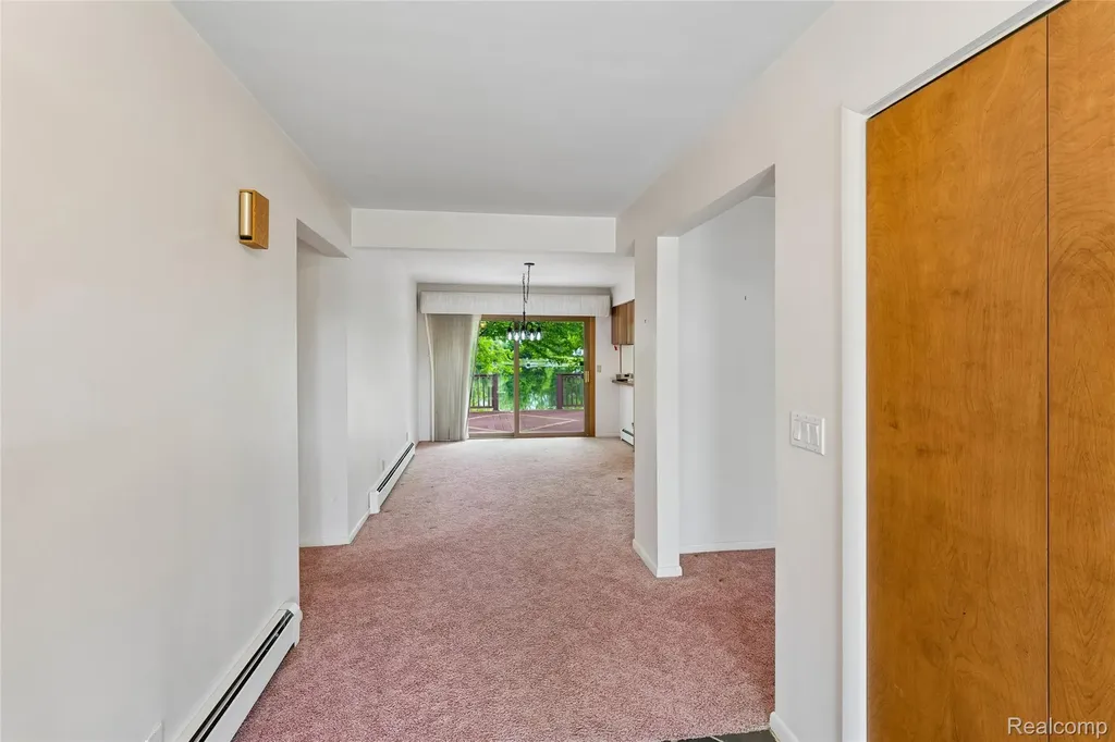 422 East Road Holly Township MI 48442