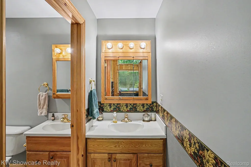 3609 Broadview Lane Highland Charter Township MI 48357