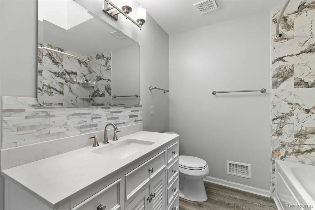 68457 Rosewood Lane Richmond City MI 48062