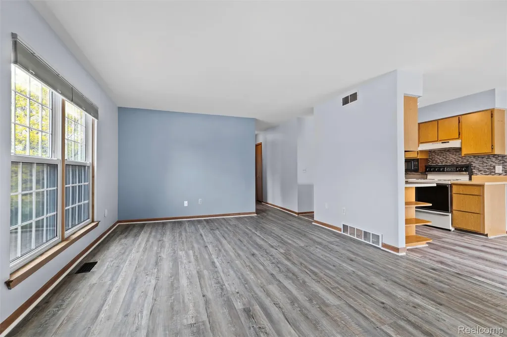 68457 Rosewood Lane Richmond City MI 48062