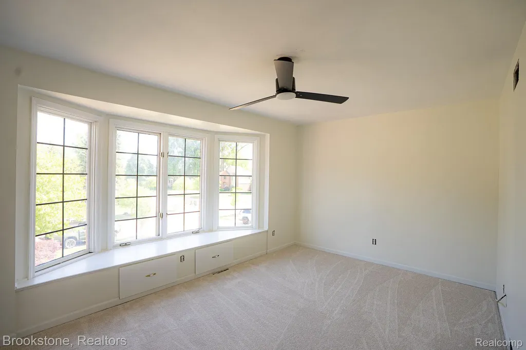 8828 Grace Street Shelby Charter Township MI 48317