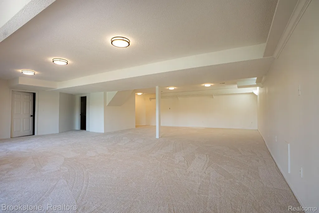 8828 Grace Street Shelby Charter Township MI 48317