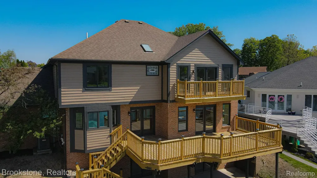 8828 Grace Street Shelby Charter Township MI 48317