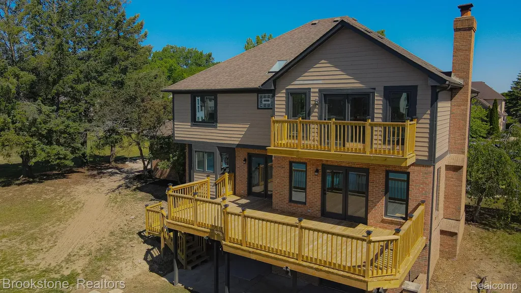 8828 Grace Street Shelby Charter Township MI 48317