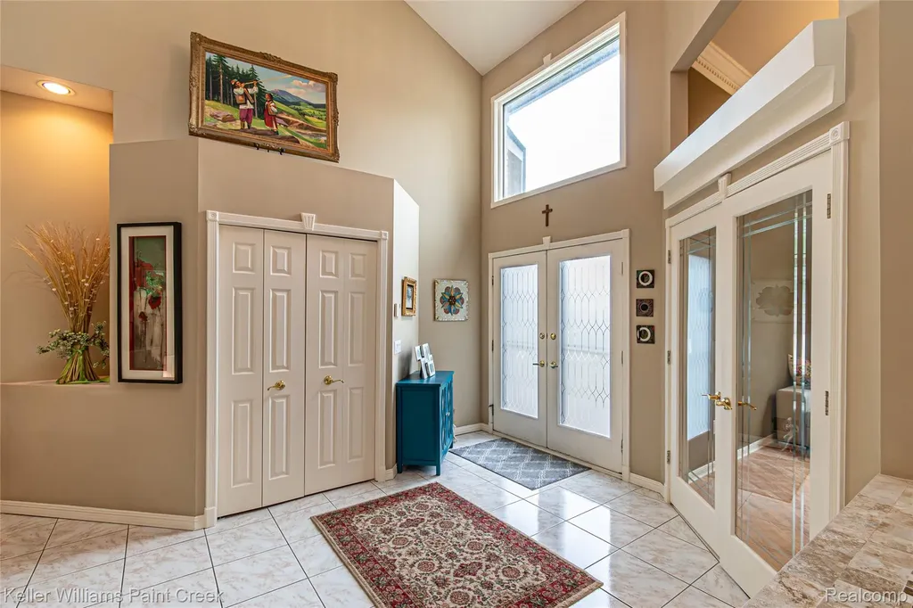 43737 Saint Julian Court Sterling Heights City MI 48314