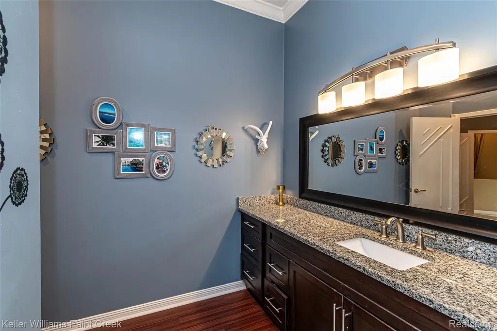 43737 Saint Julian Court Sterling Heights City MI 48314