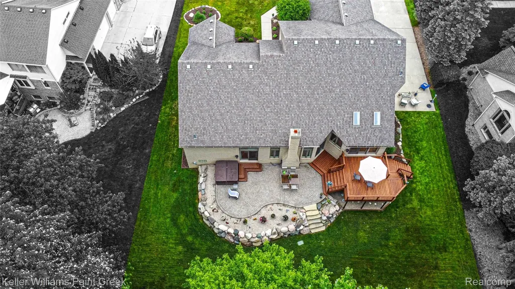 43737 Saint Julian Court Sterling Heights City MI 48314