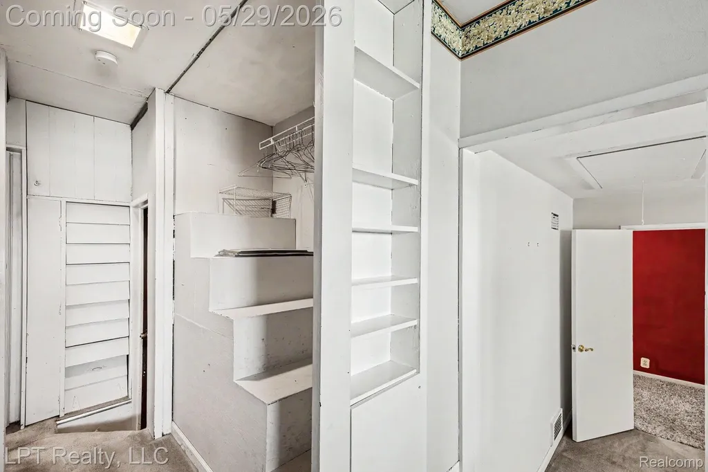 21021 Wendell Street Clinton Charter Township MI 48036