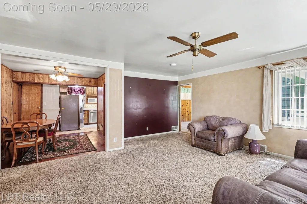 21021 Wendell Street Clinton Charter Township MI 48036