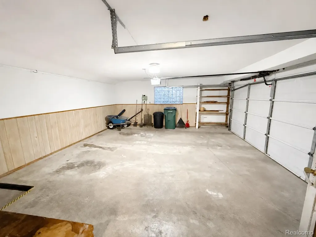 6382 Houghten Drive Troy City MI 48098