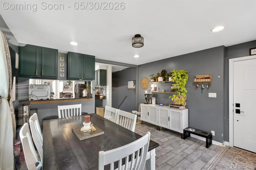 3570 Brookdale Lane Waterford Charter Township MI 48328