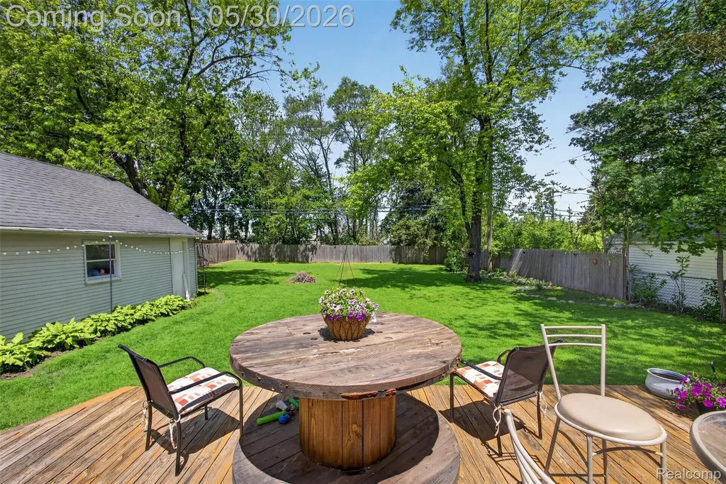 3570 Brookdale Lane Waterford Charter Township MI 48328