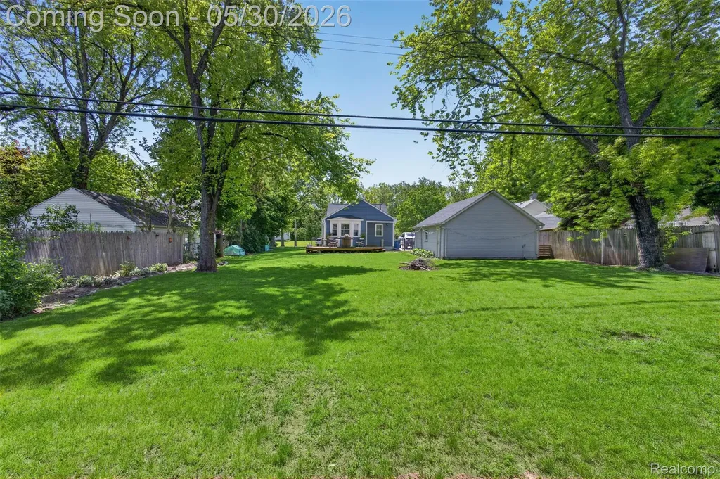 3570 Brookdale Lane Waterford Charter Township MI 48328
