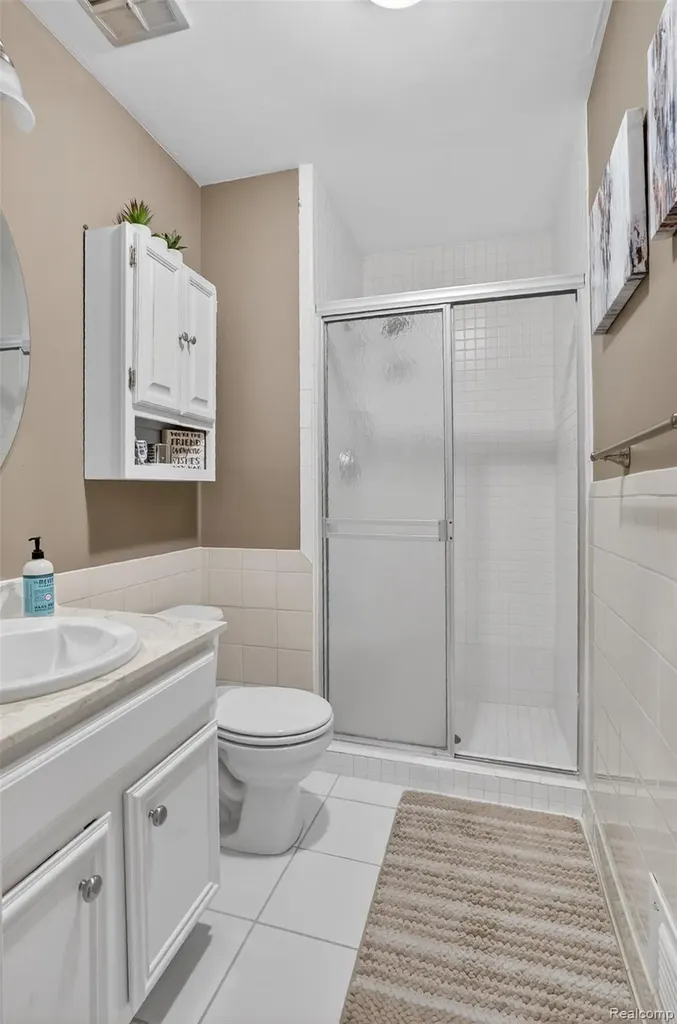 2425 Mulberry Square Bloomfield Hills City MI 48302