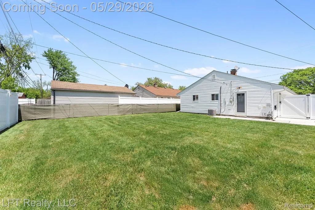 8032 Clippert Street Taylor City MI 48180