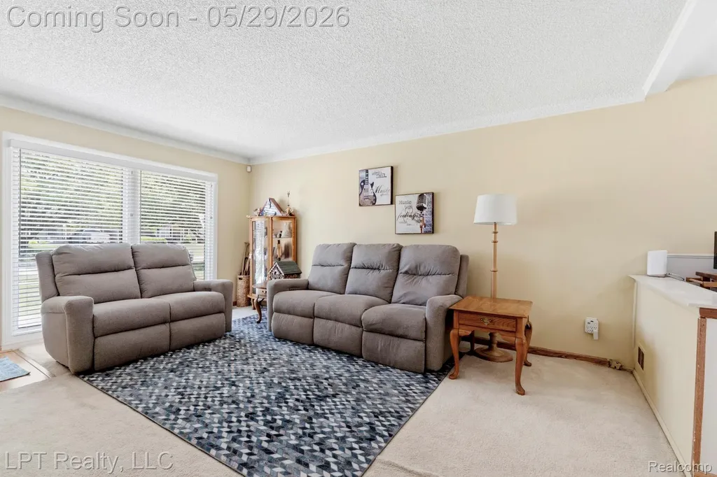 8032 Clippert Street Taylor City MI 48180