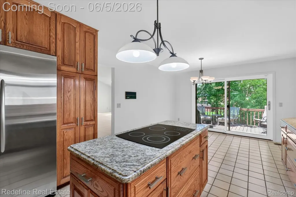 29711 Nova Woods Drive Farmington Hills City MI 48331