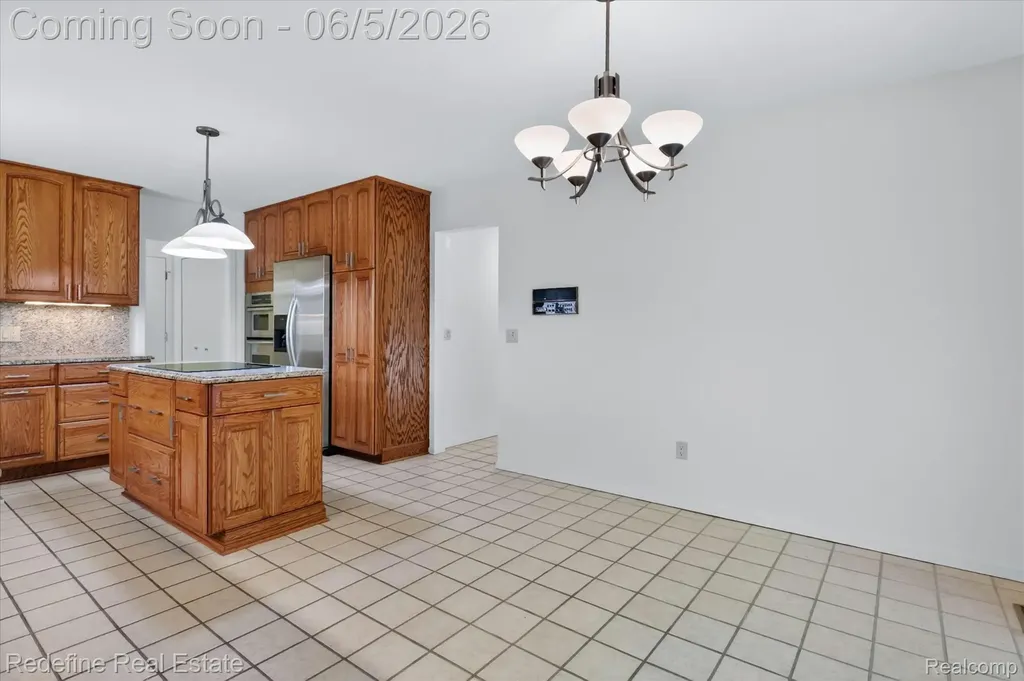 29711 Nova Woods Drive Farmington Hills City MI 48331