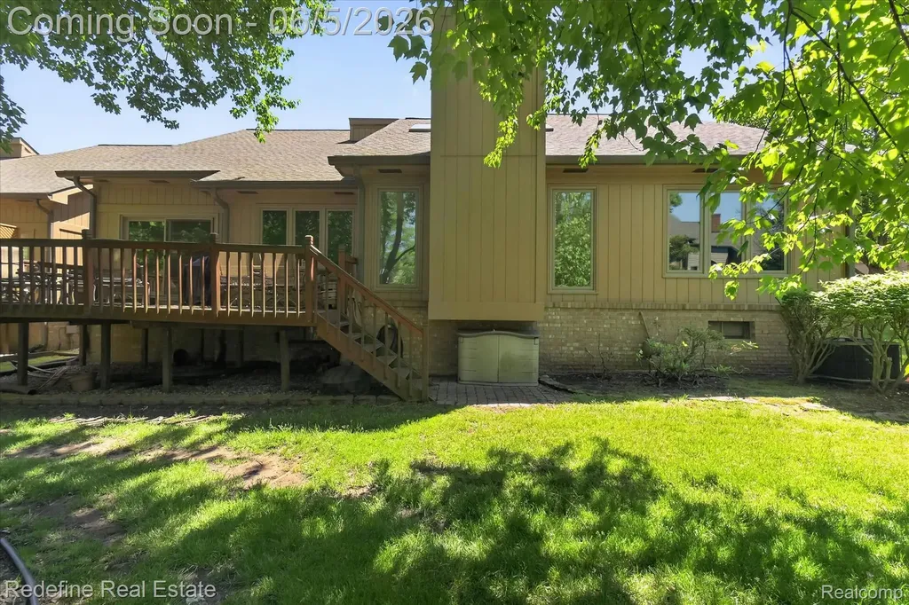 29711 Nova Woods Drive Farmington Hills City MI 48331