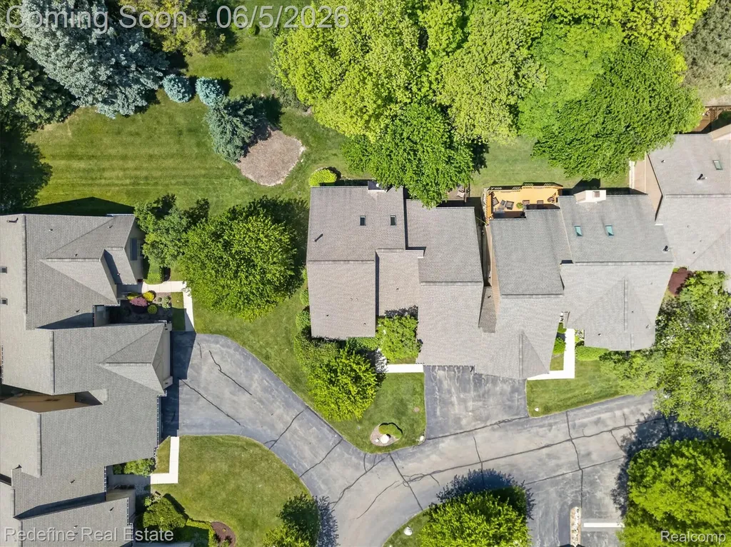 29711 Nova Woods Drive Farmington Hills City MI 48331