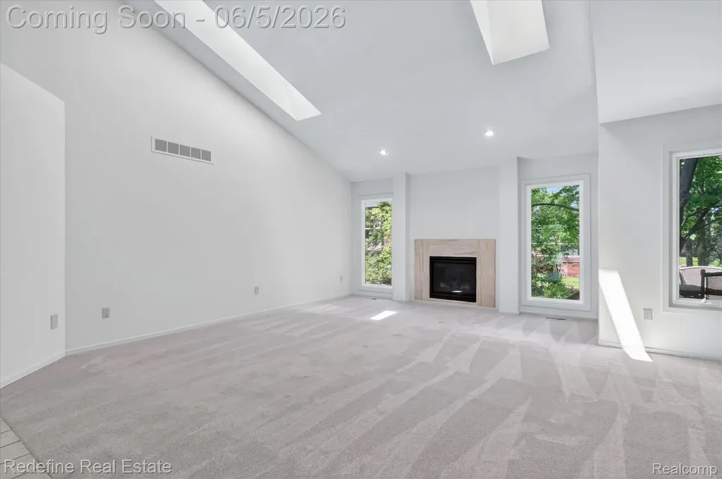 29711 Nova Woods Drive Farmington Hills City MI 48331