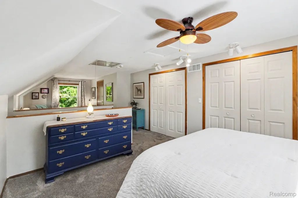 5070 W Harvard Avenue Independence Charter Township MI 48348