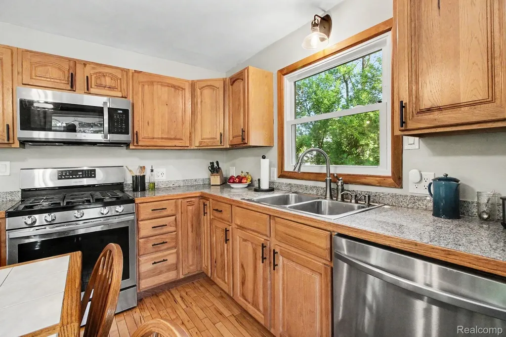 5070 W Harvard Avenue Independence Charter Township MI 48348