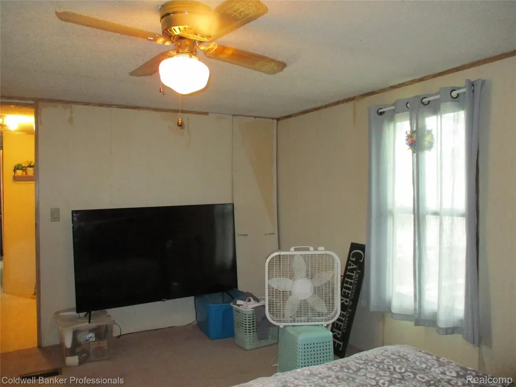 108 Deer Run Lapeer City MI 48446