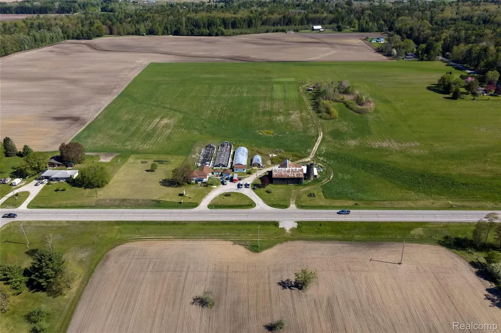 850 M-55 Tawas Township MI 48763