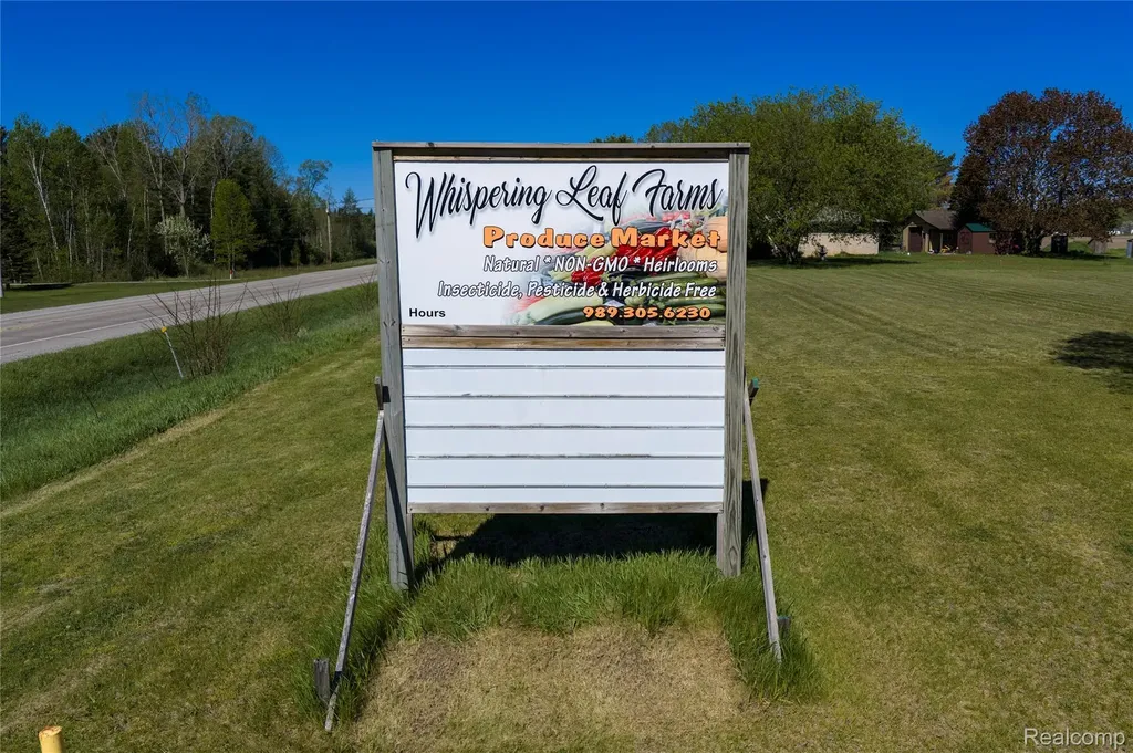 850 M-55 Tawas Township MI 48763