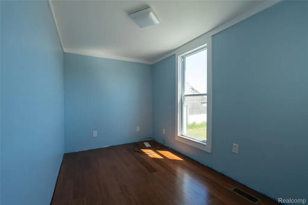 850 M-55 Tawas Township MI 48763
