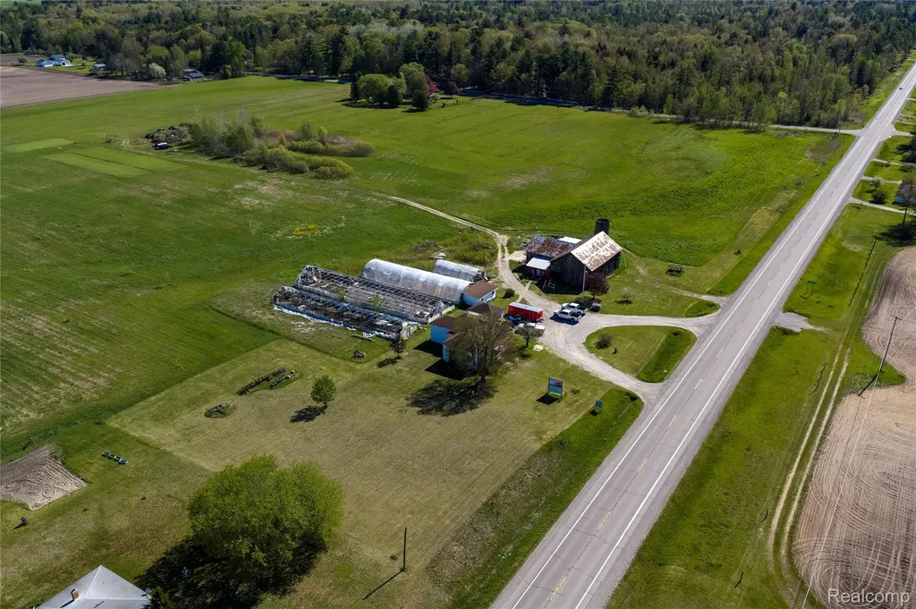 850 M-55 Tawas Township MI 48763