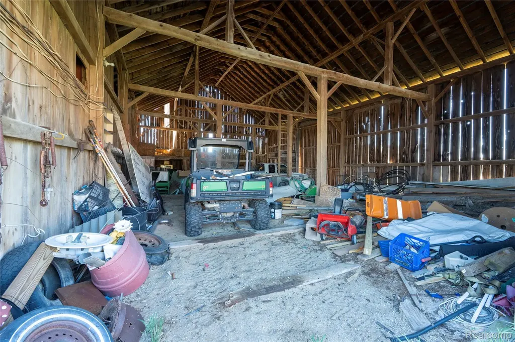 850 M-55 Tawas Township MI 48763