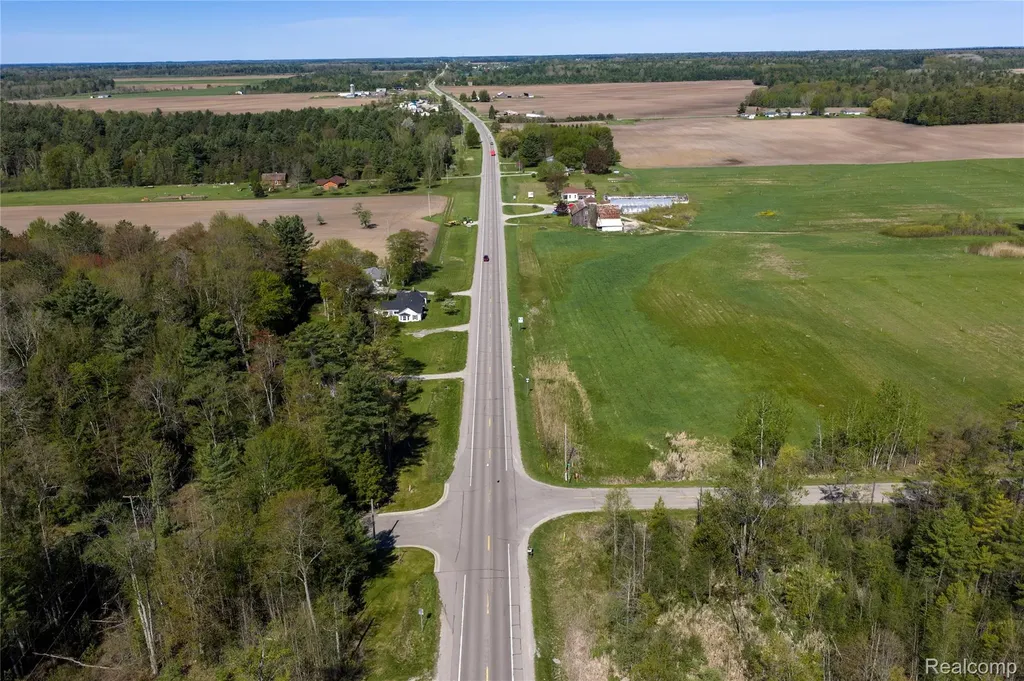 850 M-55 Tawas Township MI 48763