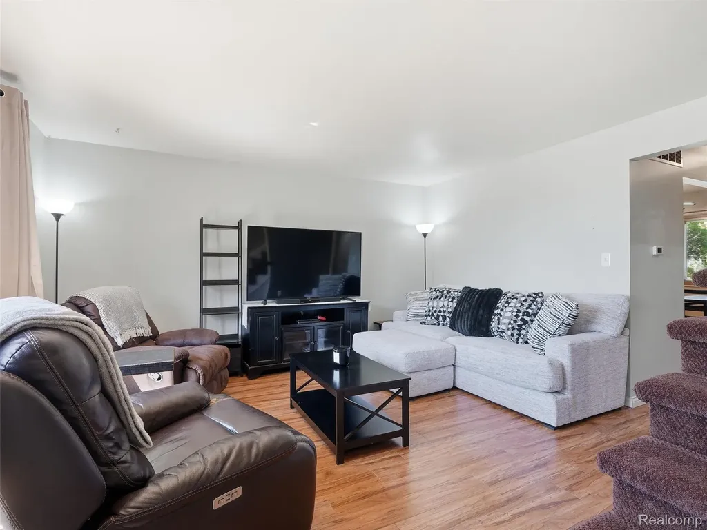 50656 Jefferson Avenue New Baltimore City MI 48047