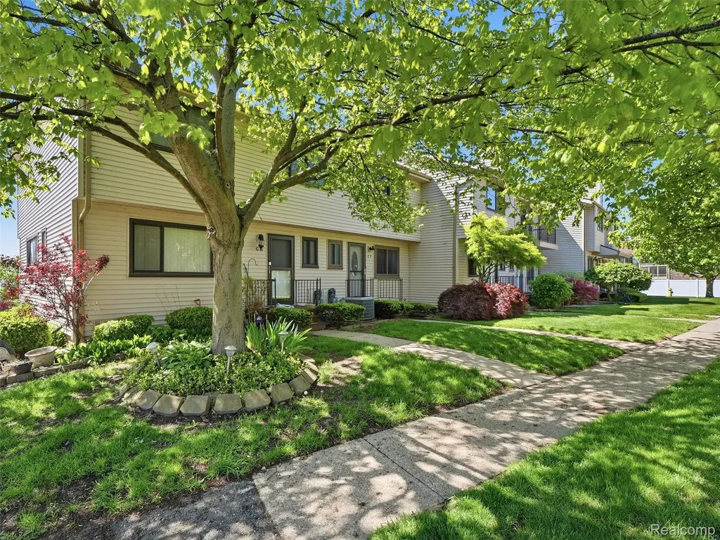 50656 Jefferson Avenue New Baltimore City MI 48047