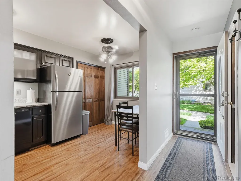 50656 Jefferson Avenue New Baltimore City MI 48047