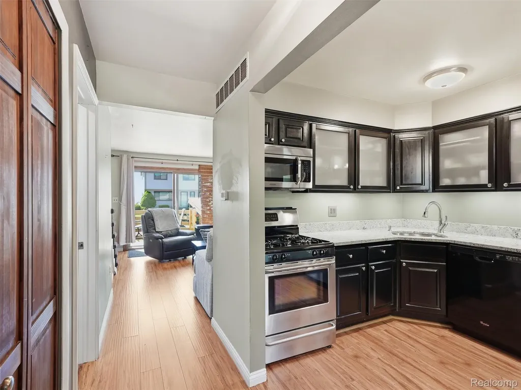 50656 Jefferson Avenue New Baltimore City MI 48047