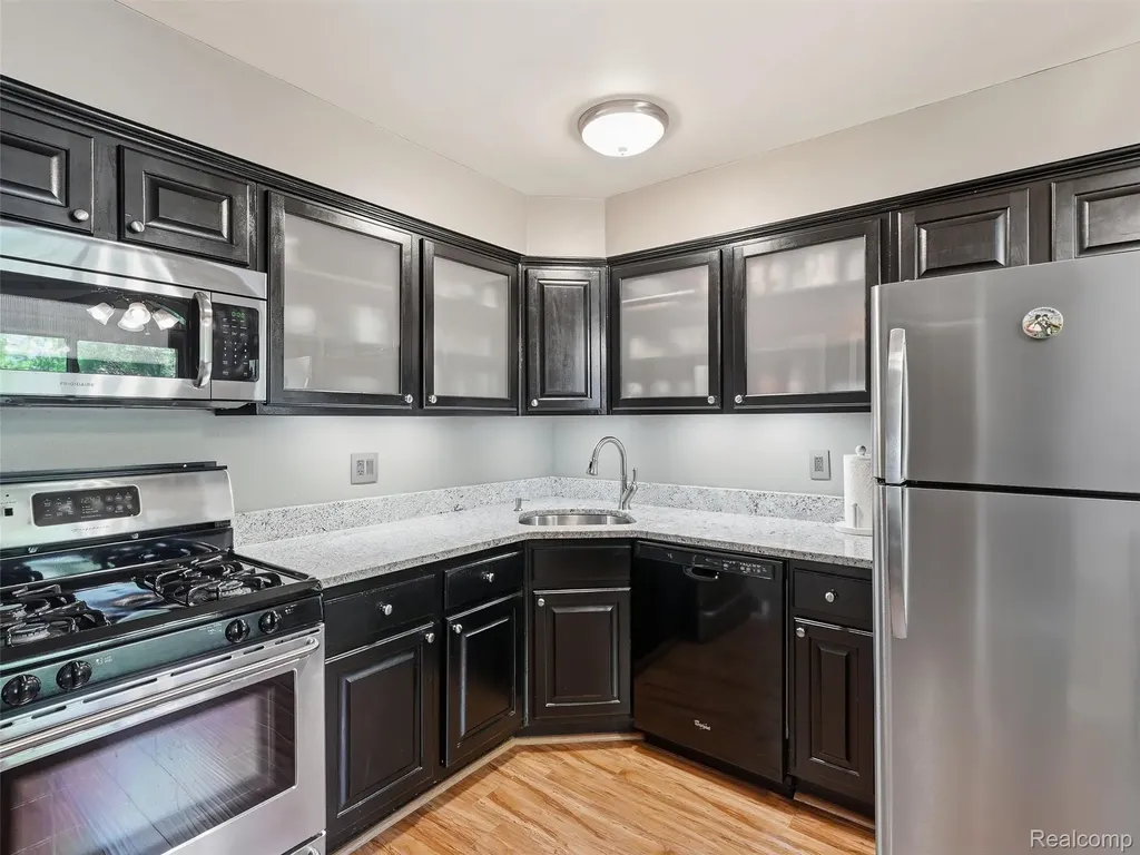 50656 Jefferson Avenue New Baltimore City MI 48047