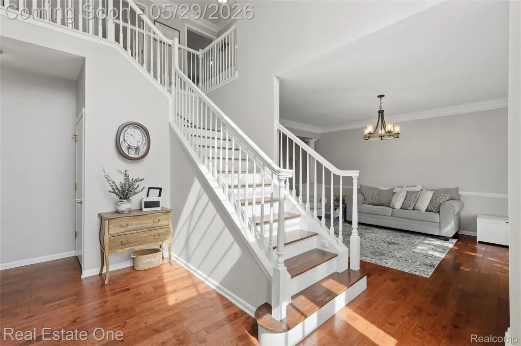 5097 Birkdale Drive Commerce Charter Township MI 48382