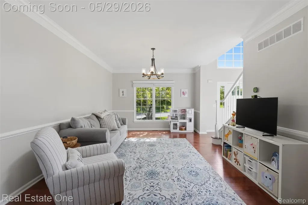 5097 Birkdale Drive Commerce Charter Township MI 48382