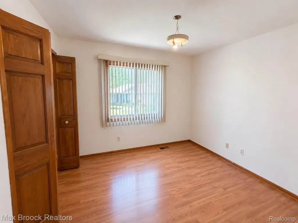 40318 Denbigh Drive Sterling Heights City MI 48310
